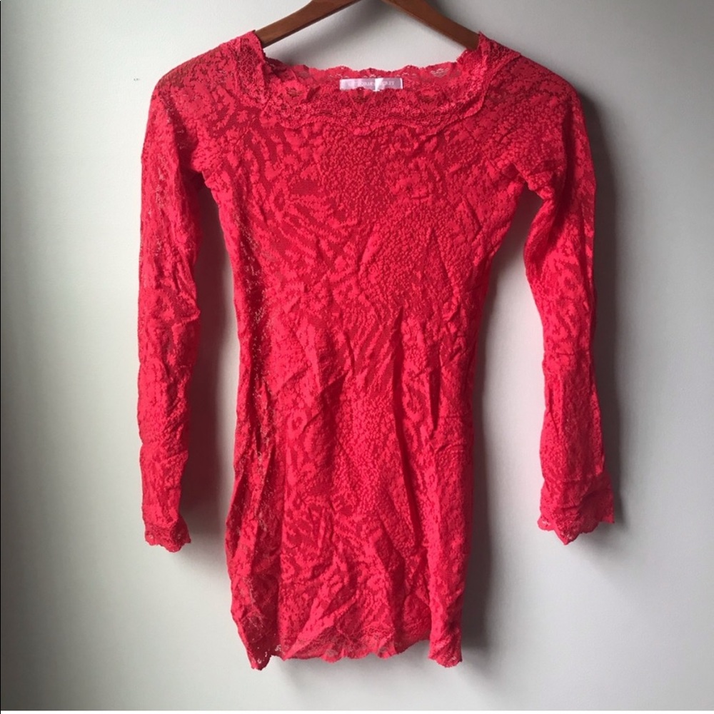 Full lace red sexy sensual lace tight dress
SZ S
preloved no known flaws